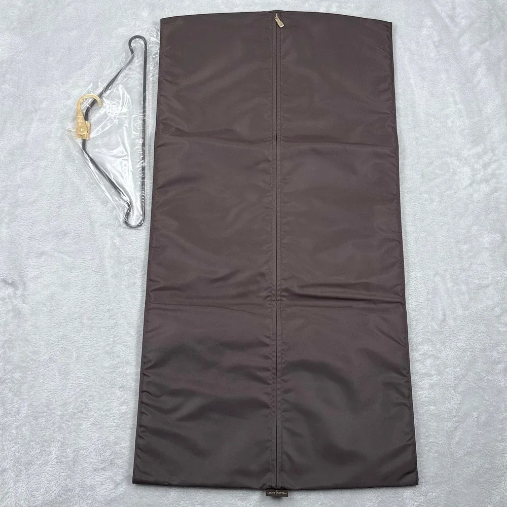 NWOT Louis Vuitton Garment Travel Bag Brown Nylon Zipper Suit Cover Gold Hanger